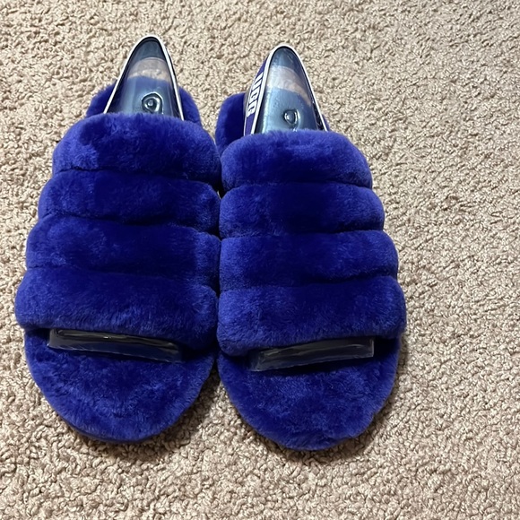 Ugg K Fluff Yeah Slide Never Worn - Picture 1 of 4